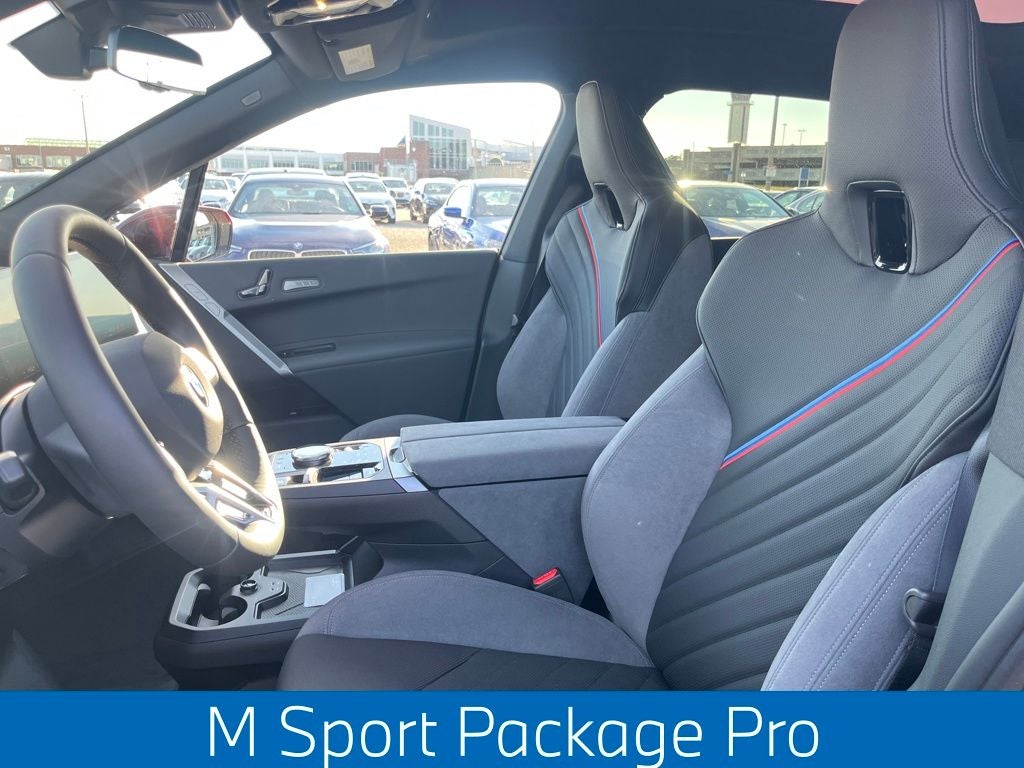 2026 BMW iX xDrive60