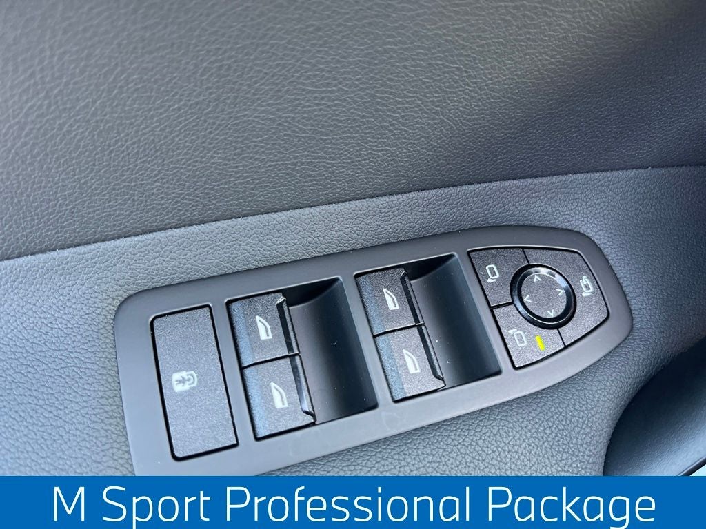 2026 BMW iX xDrive60