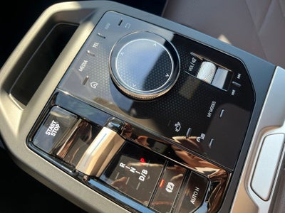 2026 BMW iX xDrive60