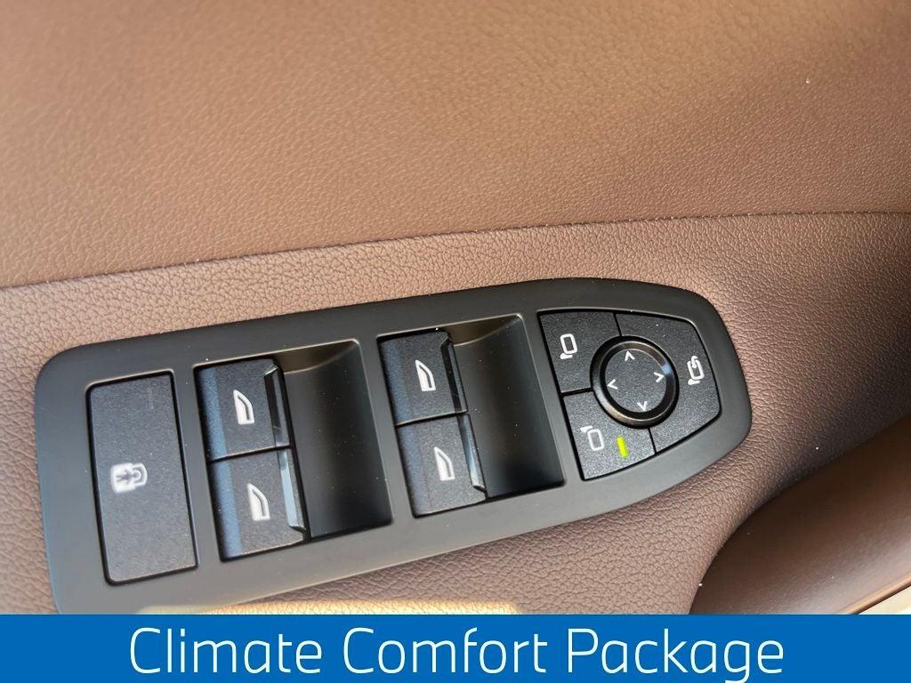 2026 BMW iX xDrive60