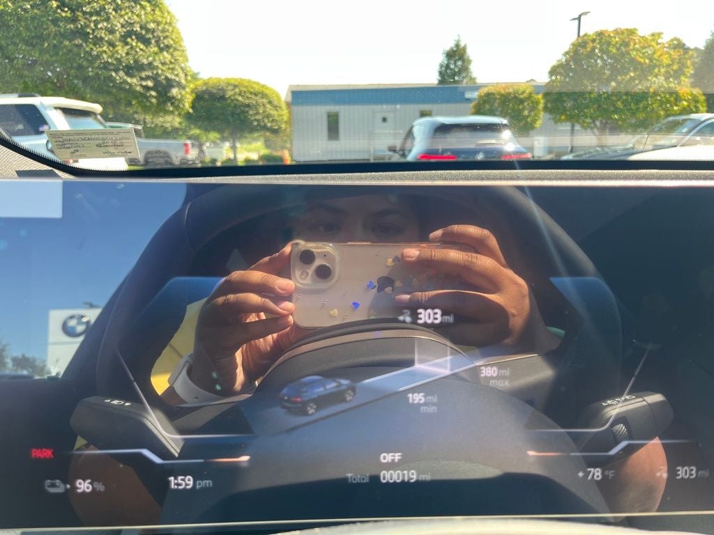 2026 BMW iX xDrive60