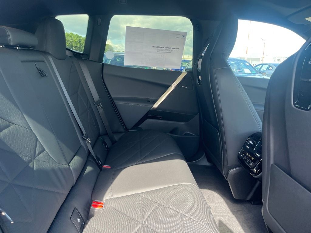 2026 BMW iX xDrive60