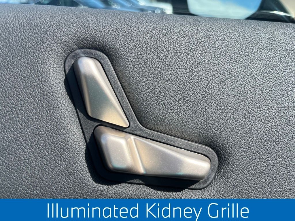 2026 BMW iX xDrive60