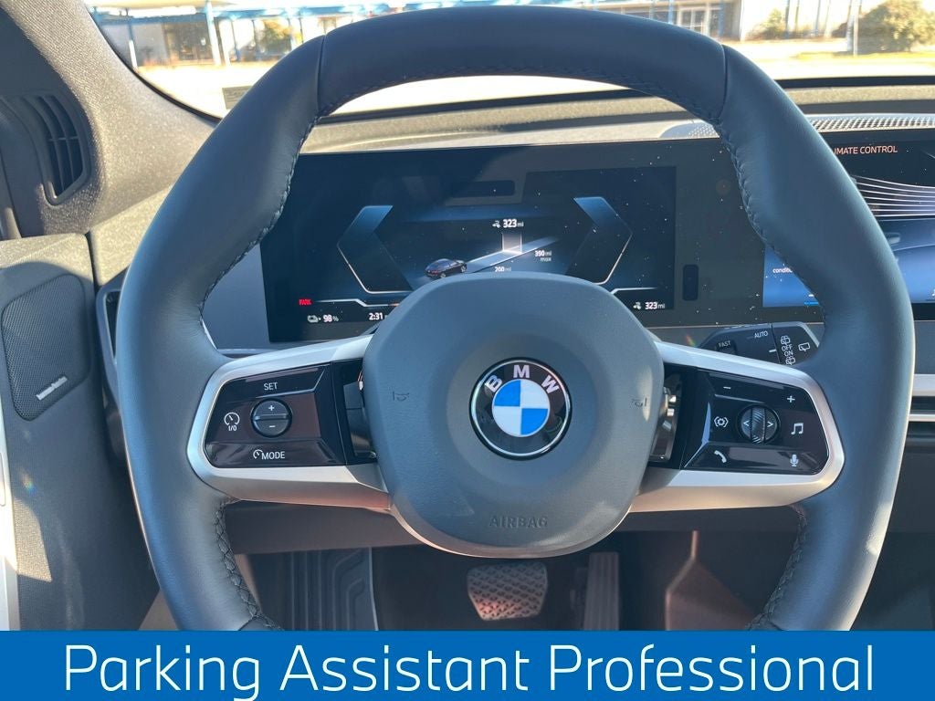 2026 BMW iX xDrive60