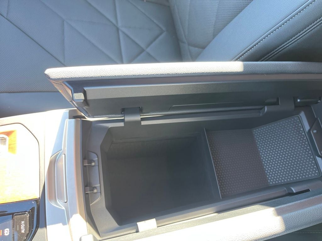 2026 BMW iX xDrive60