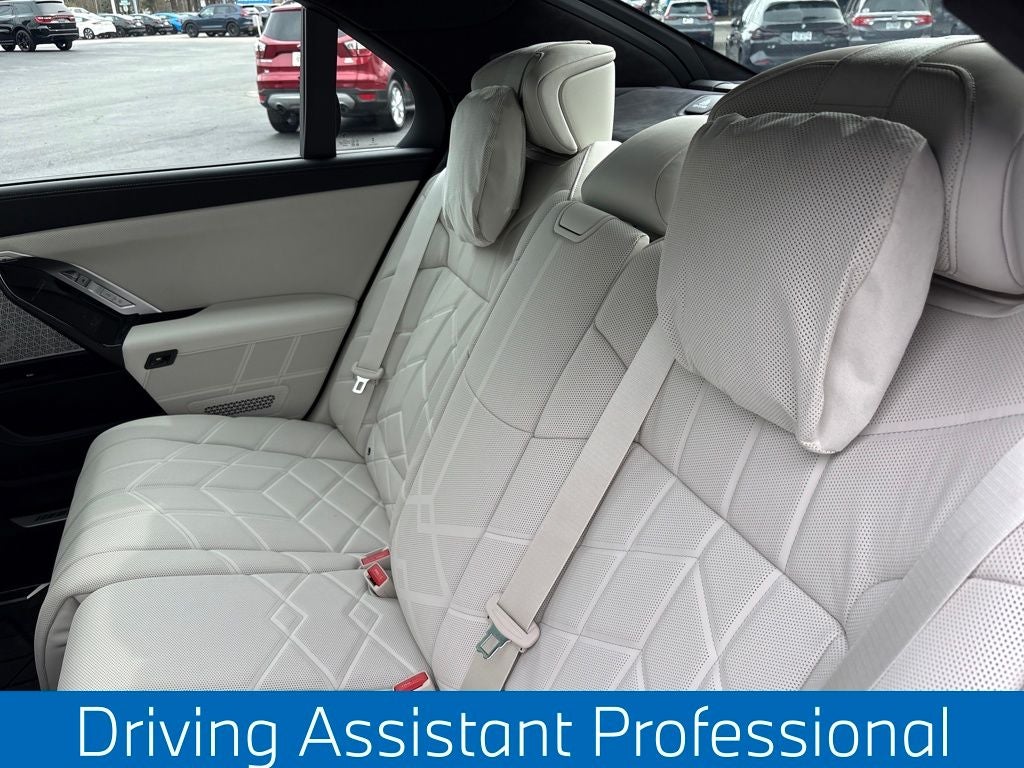 2026 BMW 7 Series 760i xDrive