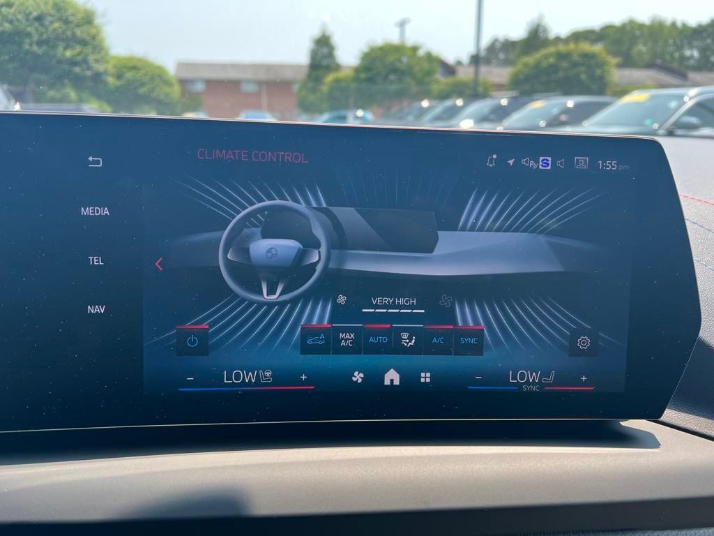 2025 BMW 2 Series M235i xDrive