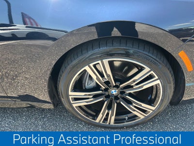 2025 BMW 7 Series 750e xDrive