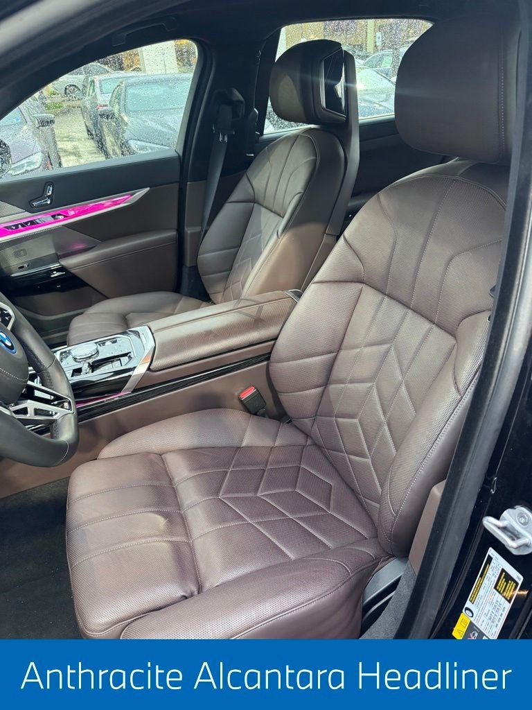 2025 BMW 7 Series 750e xDrive