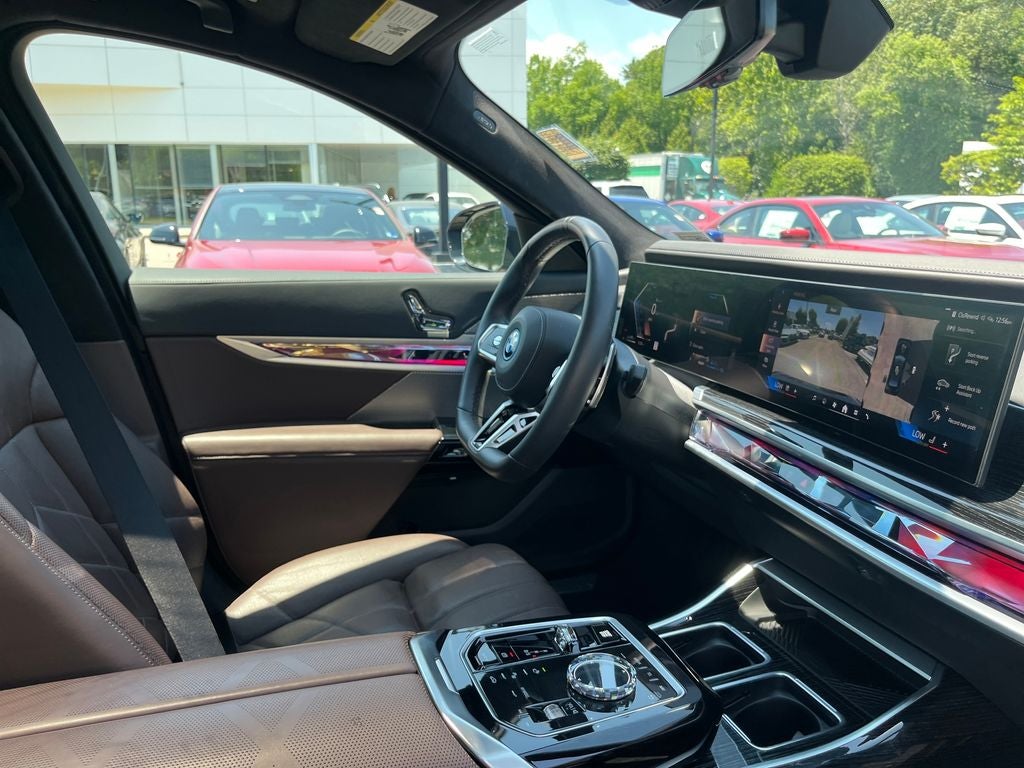 2025 BMW 7 Series 750e xDrive