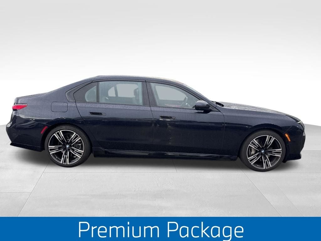 2025 BMW 7 Series 750e xDrive