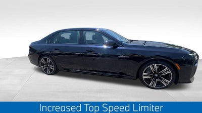 2025 BMW 7 Series 750e xDrive