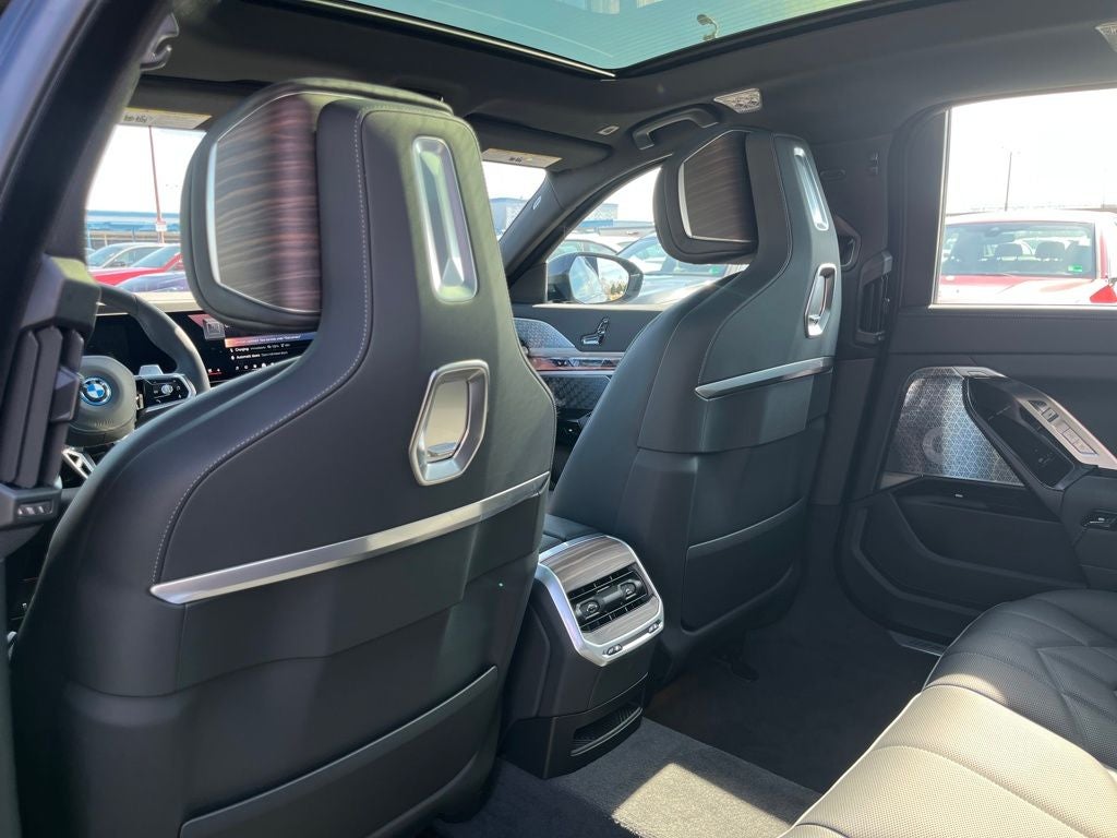 2026 BMW 7 Series 750e xDrive