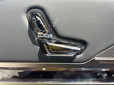 2025 BMW 7 Series 750e xDrive