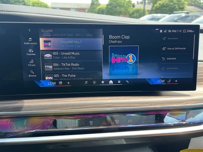 2025 BMW 7 Series 750e xDrive