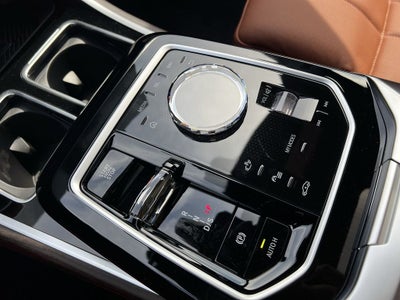 2025 BMW 7 Series 750e xDrive