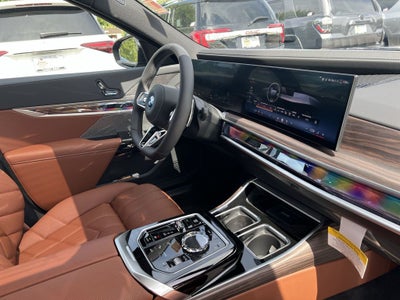 2025 BMW 7 Series 750e xDrive