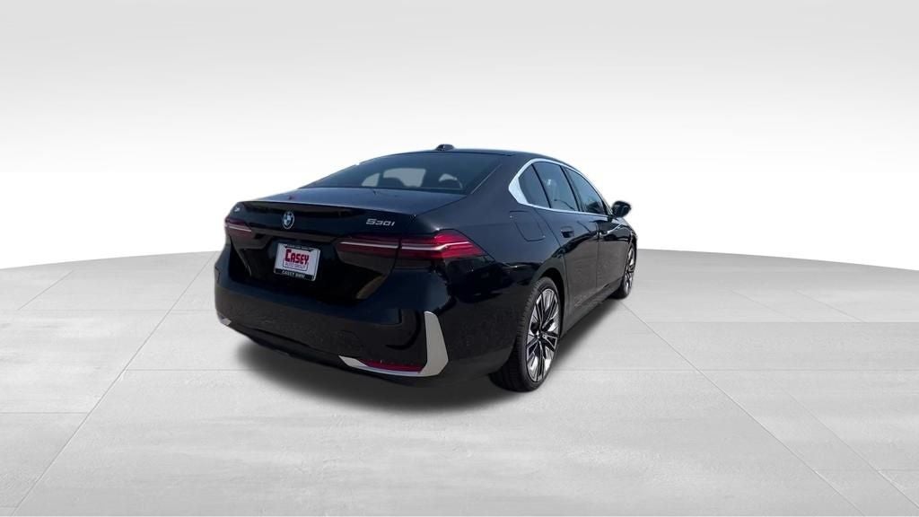 2026 BMW 5 Series 530i