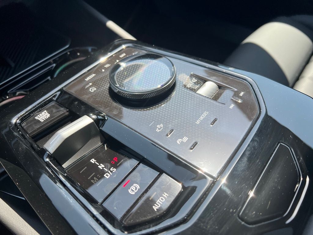 2026 BMW 5 Series 530i