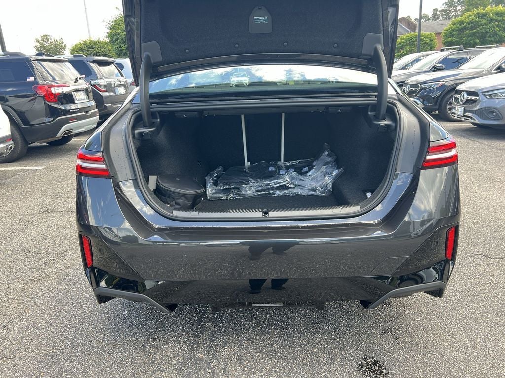 2026 BMW 5 Series 530i