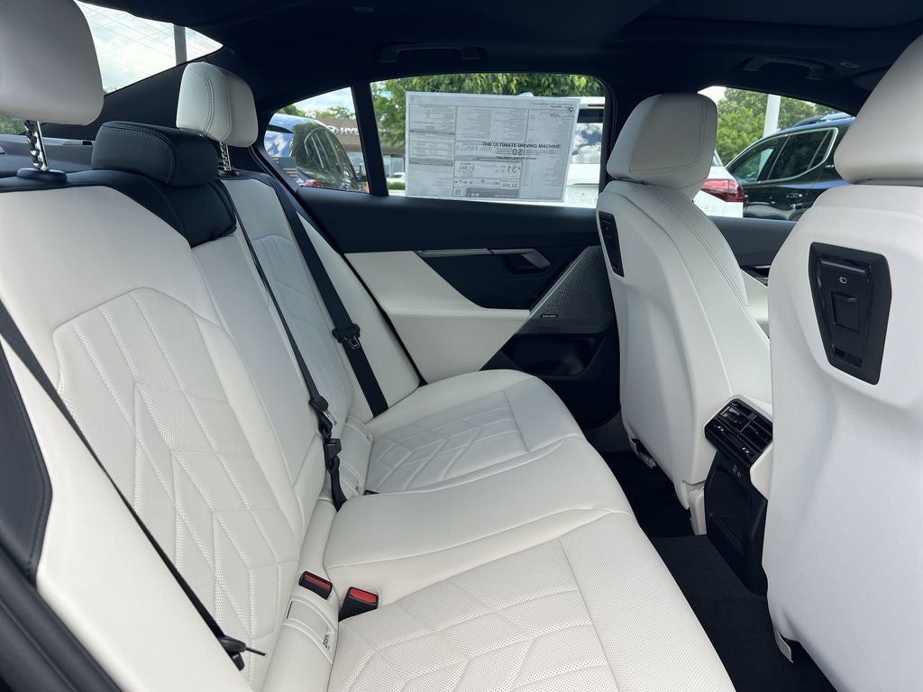 2026 BMW 5 Series 530i