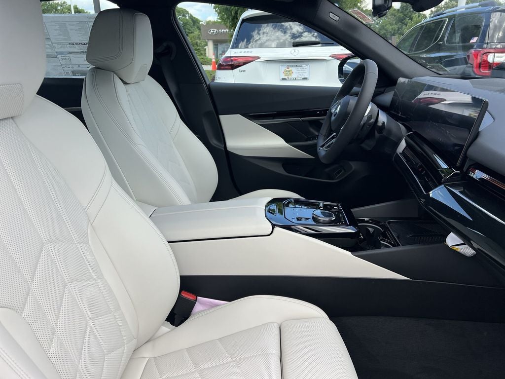 2026 BMW 5 Series 530i