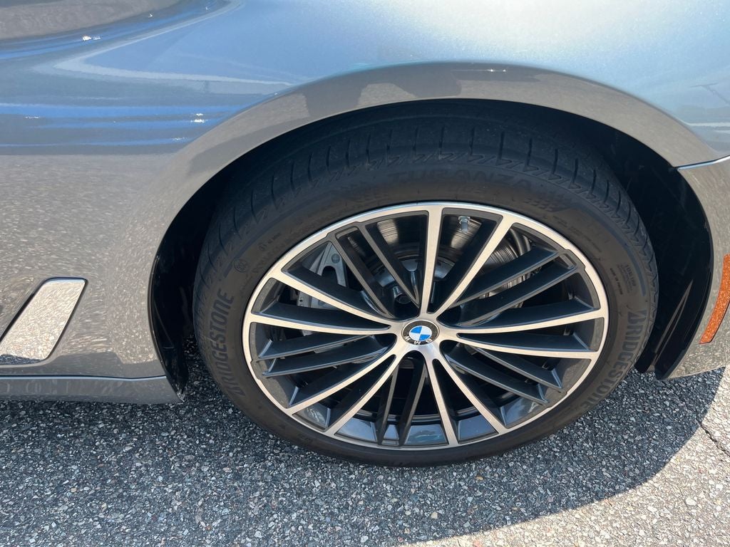 2023 BMW 5 Series 540i