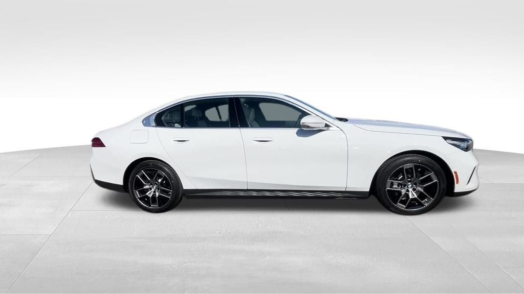 2026 BMW 5 Series 530i xDrive
