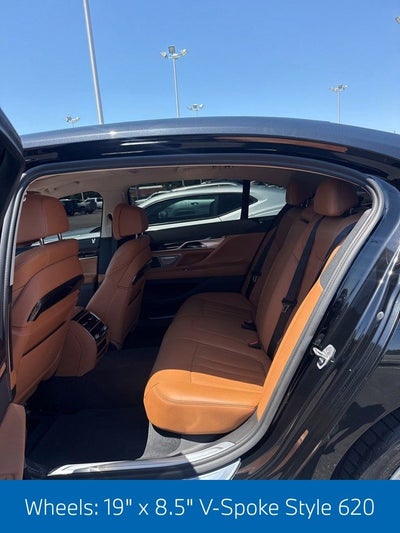 2022 BMW 7 Series 740i xDrive