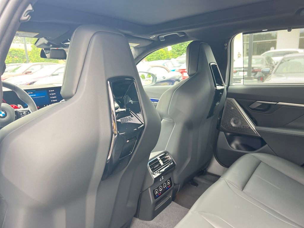 2027 BMW M5 Base