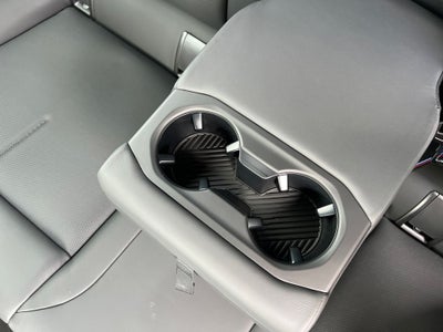 2027 BMW M5 Base