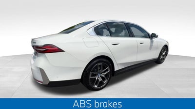 2025 BMW i5 xDrive40