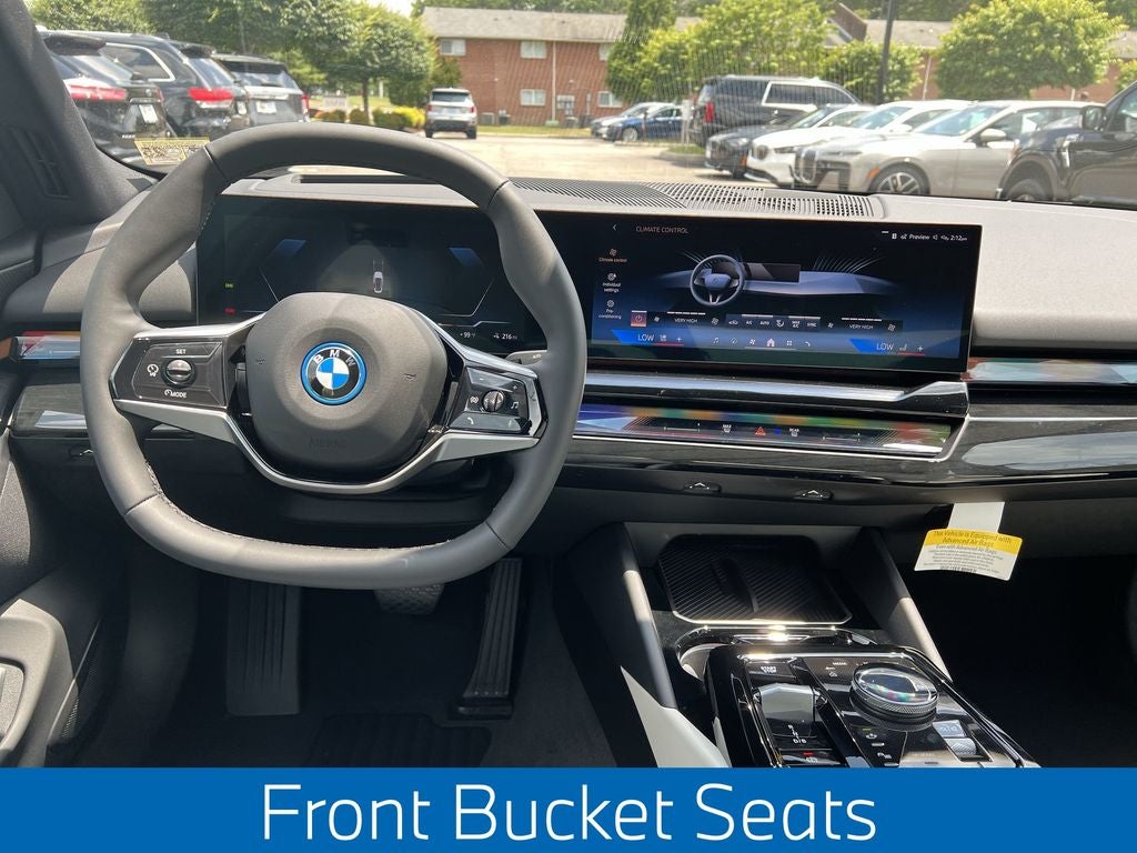 2025 BMW i5 xDrive40