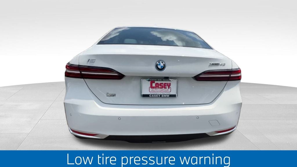 2025 BMW i5 xDrive40