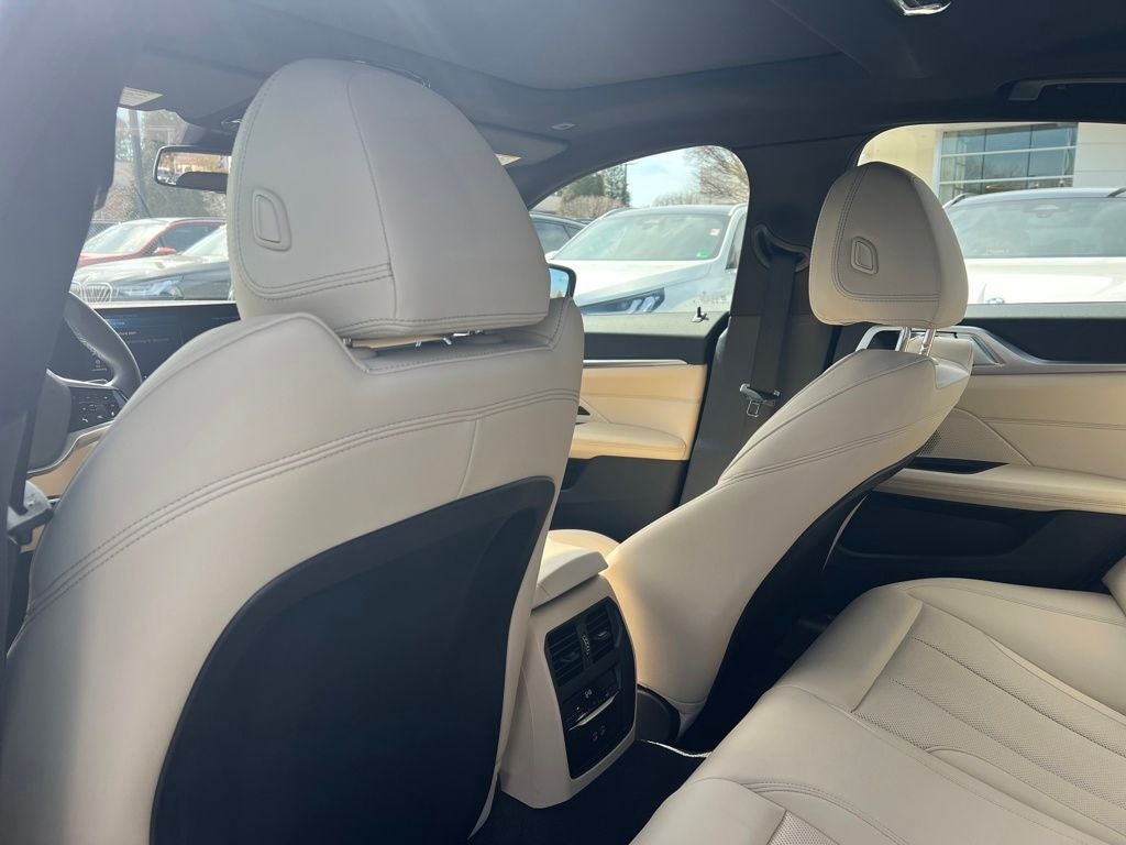 2025 BMW i4 eDrive40