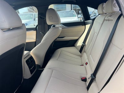 2025 BMW i4 eDrive40