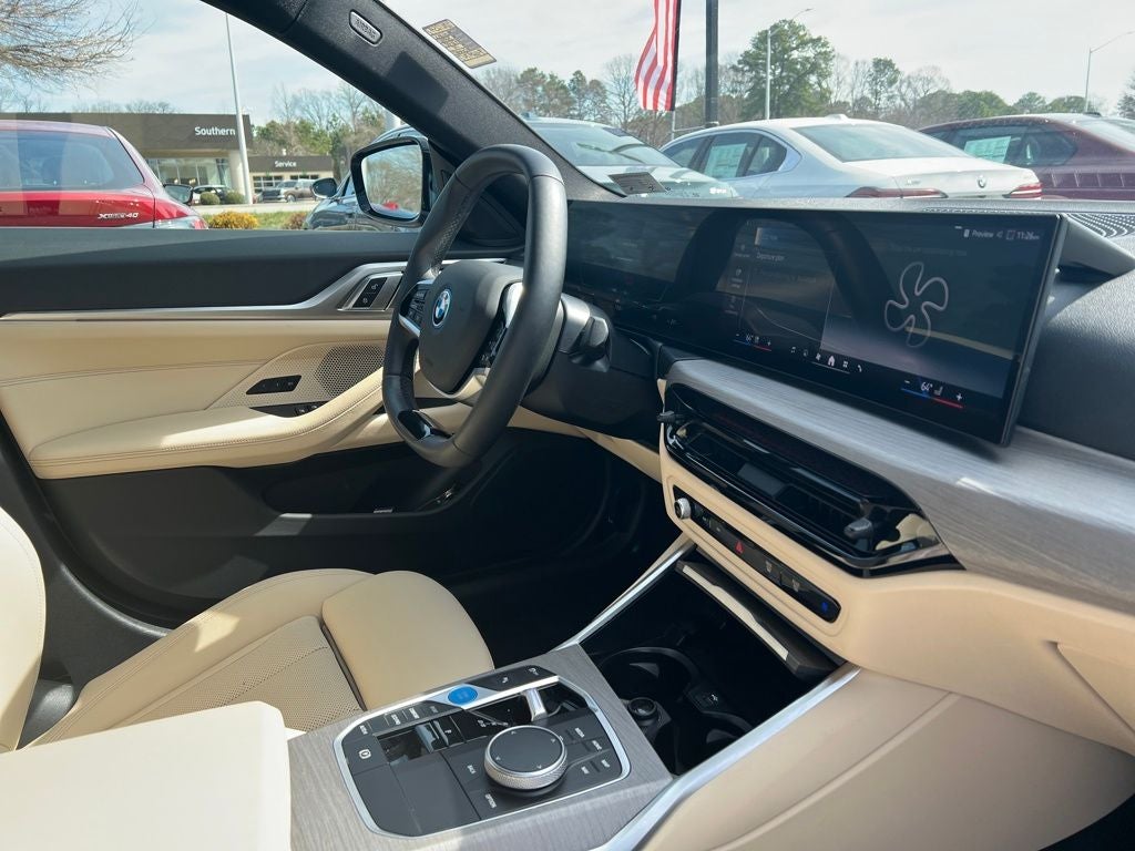 2025 BMW i4 eDrive40