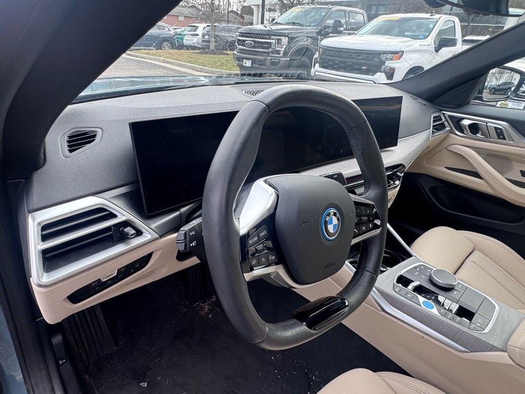 2025 BMW i4 eDrive40