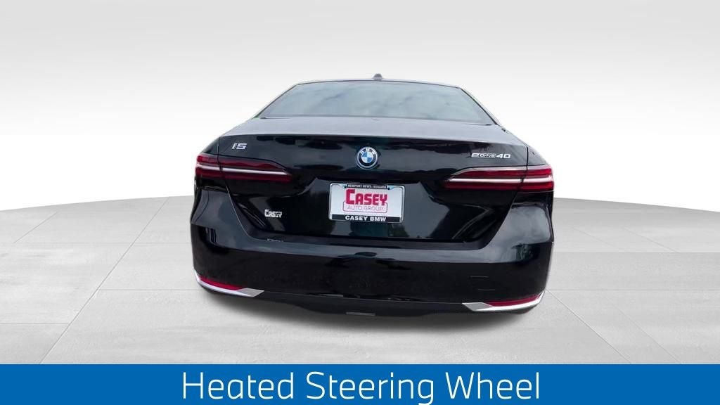 2025 BMW i5 eDrive40