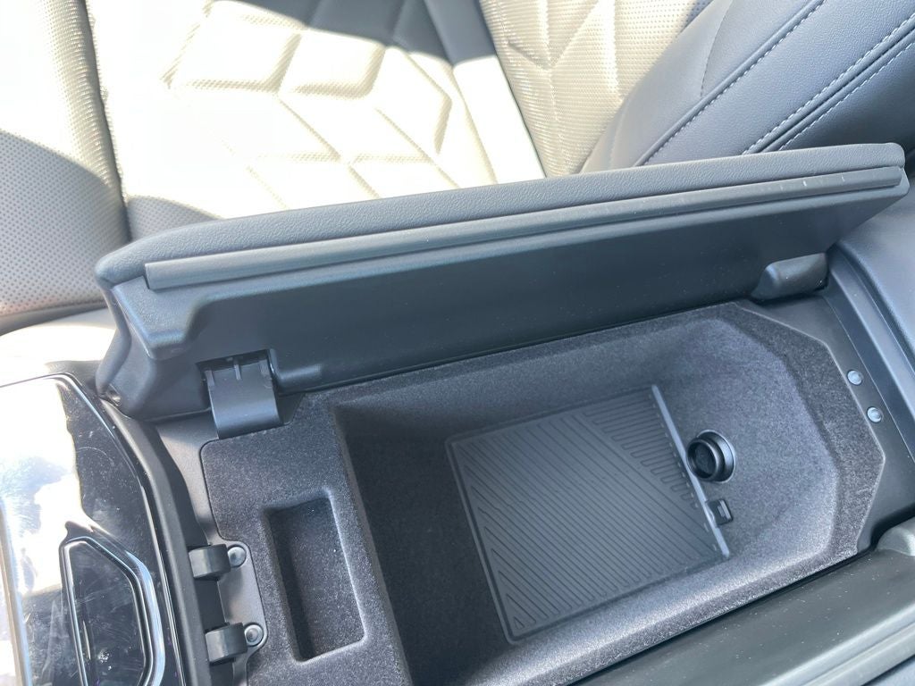 2025 BMW i5 eDrive40