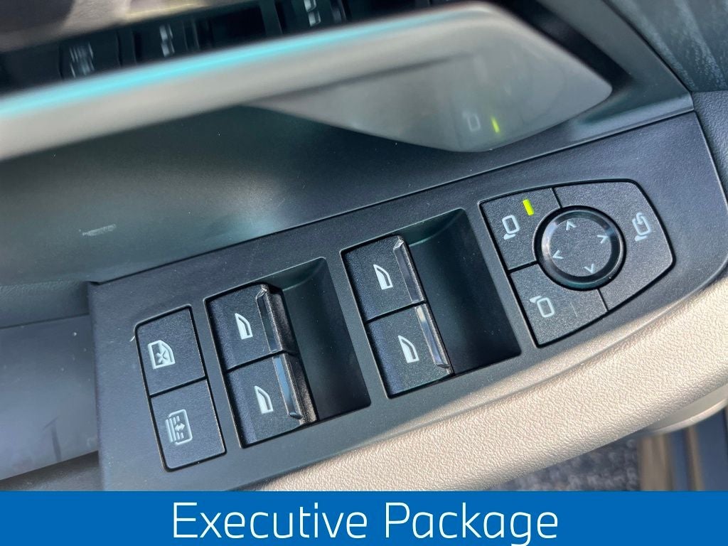 2025 BMW i5 eDrive40