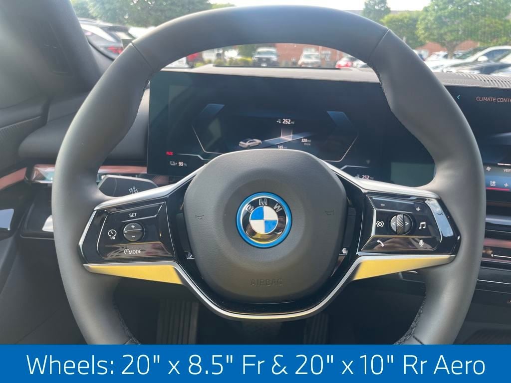 2025 BMW i5 eDrive40