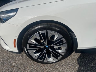 2025 BMW i5 eDrive40