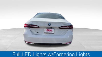 2025 BMW i5 eDrive40