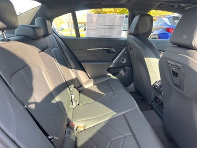 2026 BMW i5 xDrive40