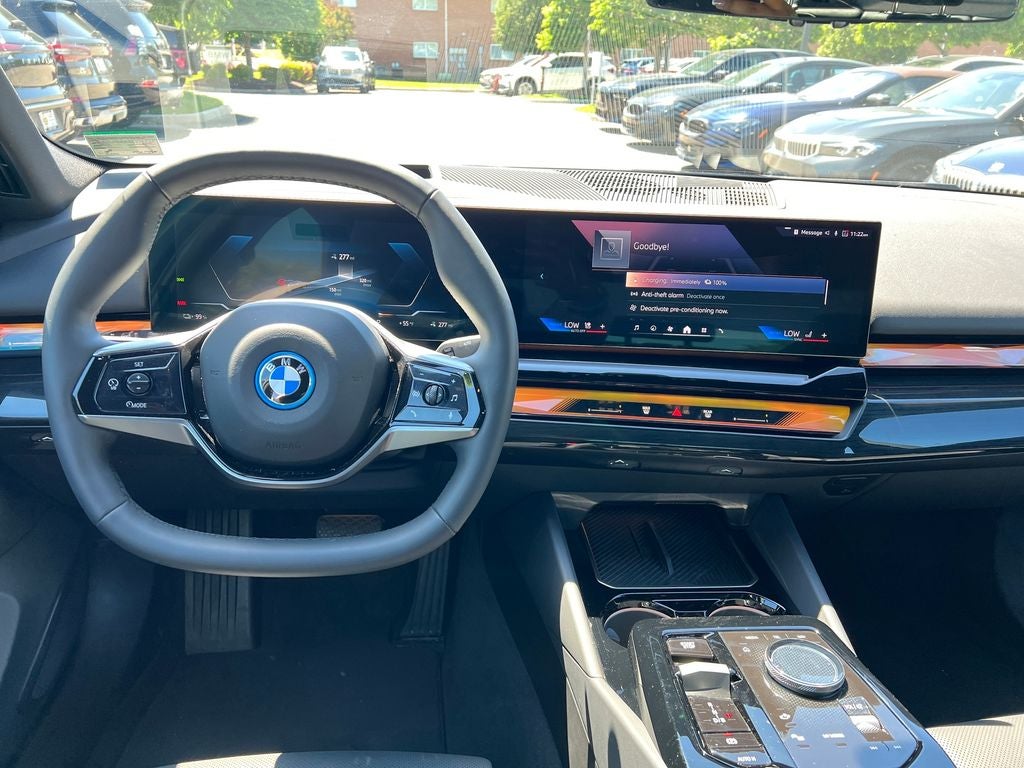 2026 BMW i5 xDrive40