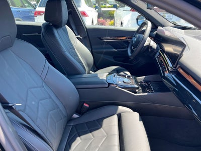 2026 BMW i5 xDrive40