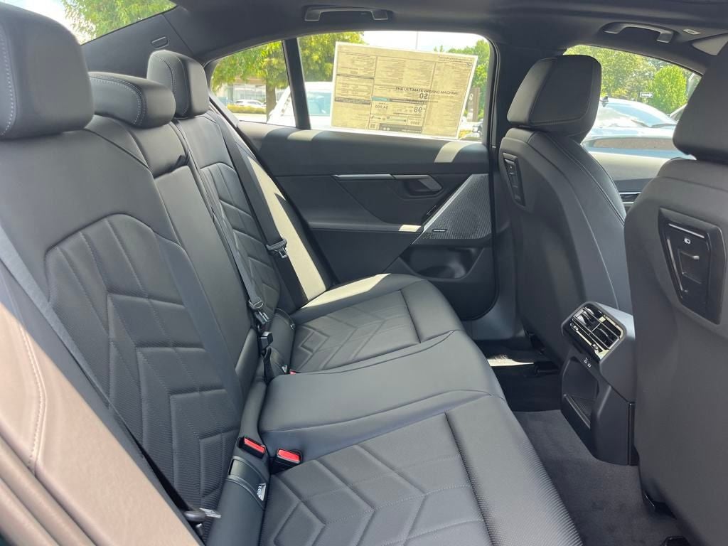 2026 BMW i5 xDrive40