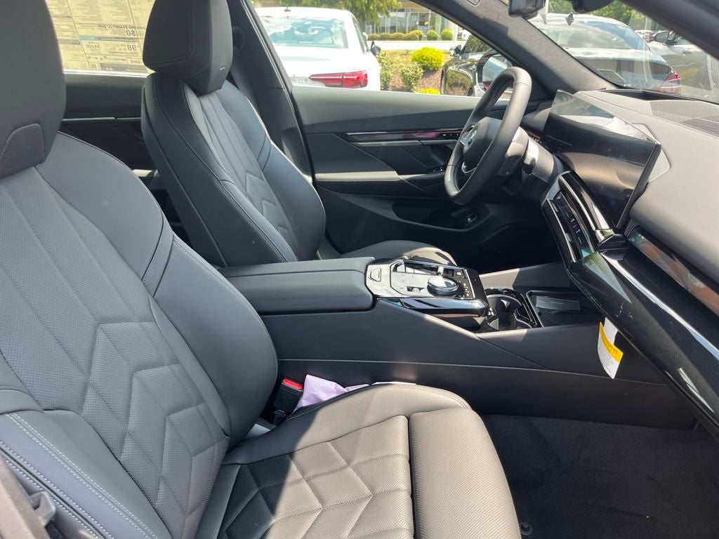 2026 BMW i5 xDrive40