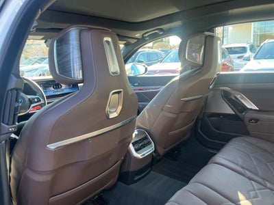 2024 BMW i7 eDrive50